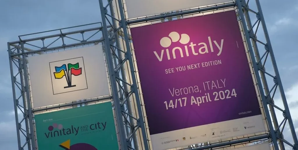 vinitaly 24 billboard